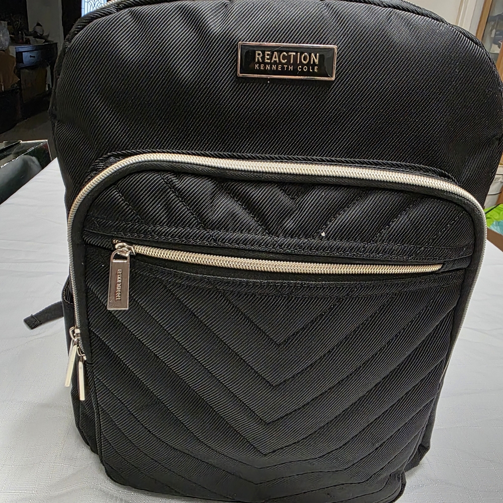Kenneth Cole Reaction Chelsea Chevron 15" Laptop Backpack Bookbag Black Org.$200